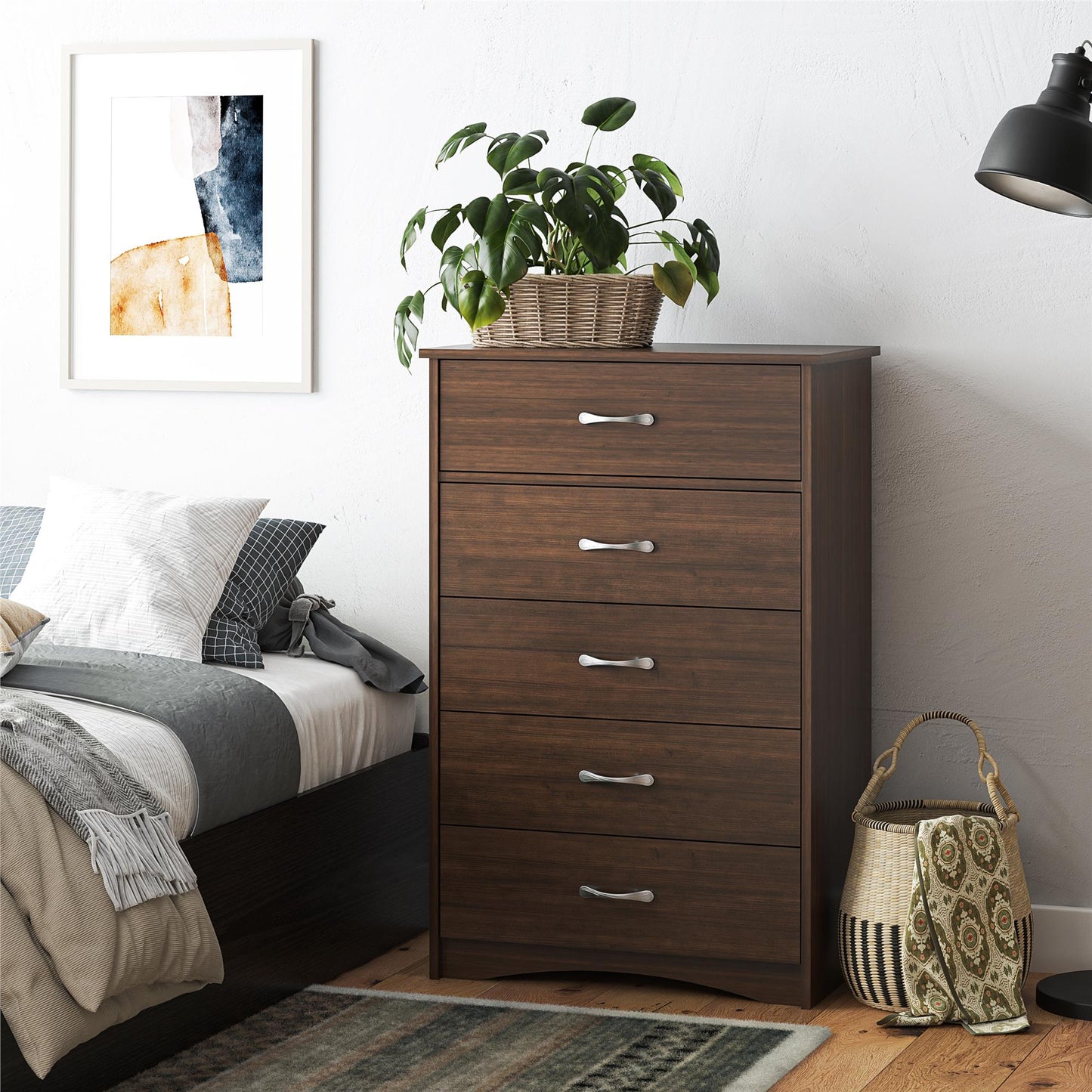 Jerry Hill 5 Drawer Dresser - Cherry Oak