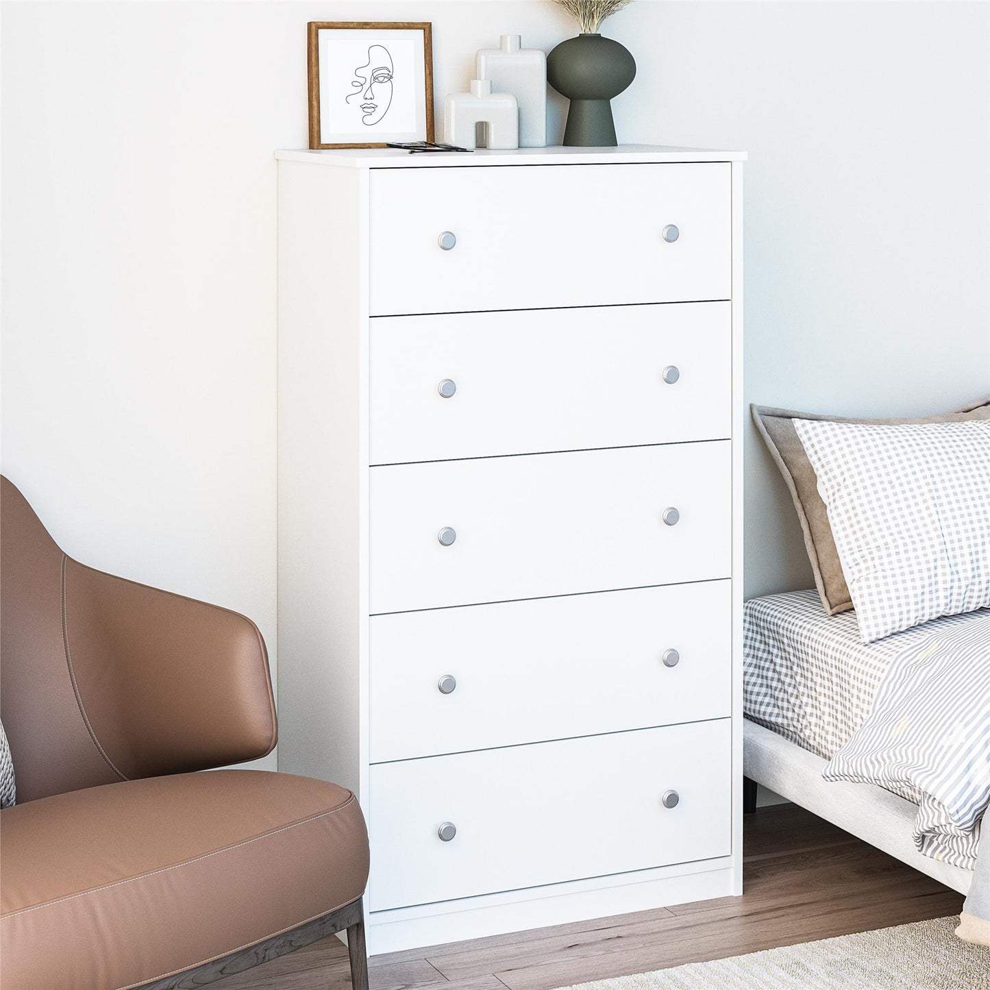 Ellwyn Tall 5 Drawer Dresser - White