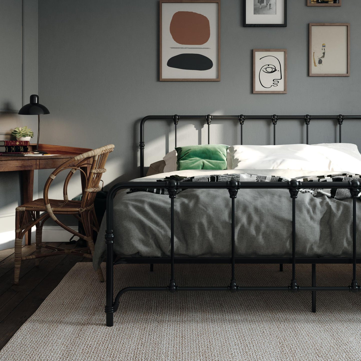 Mainstays Farmhouse Metal Bed, King, Black - Black - King