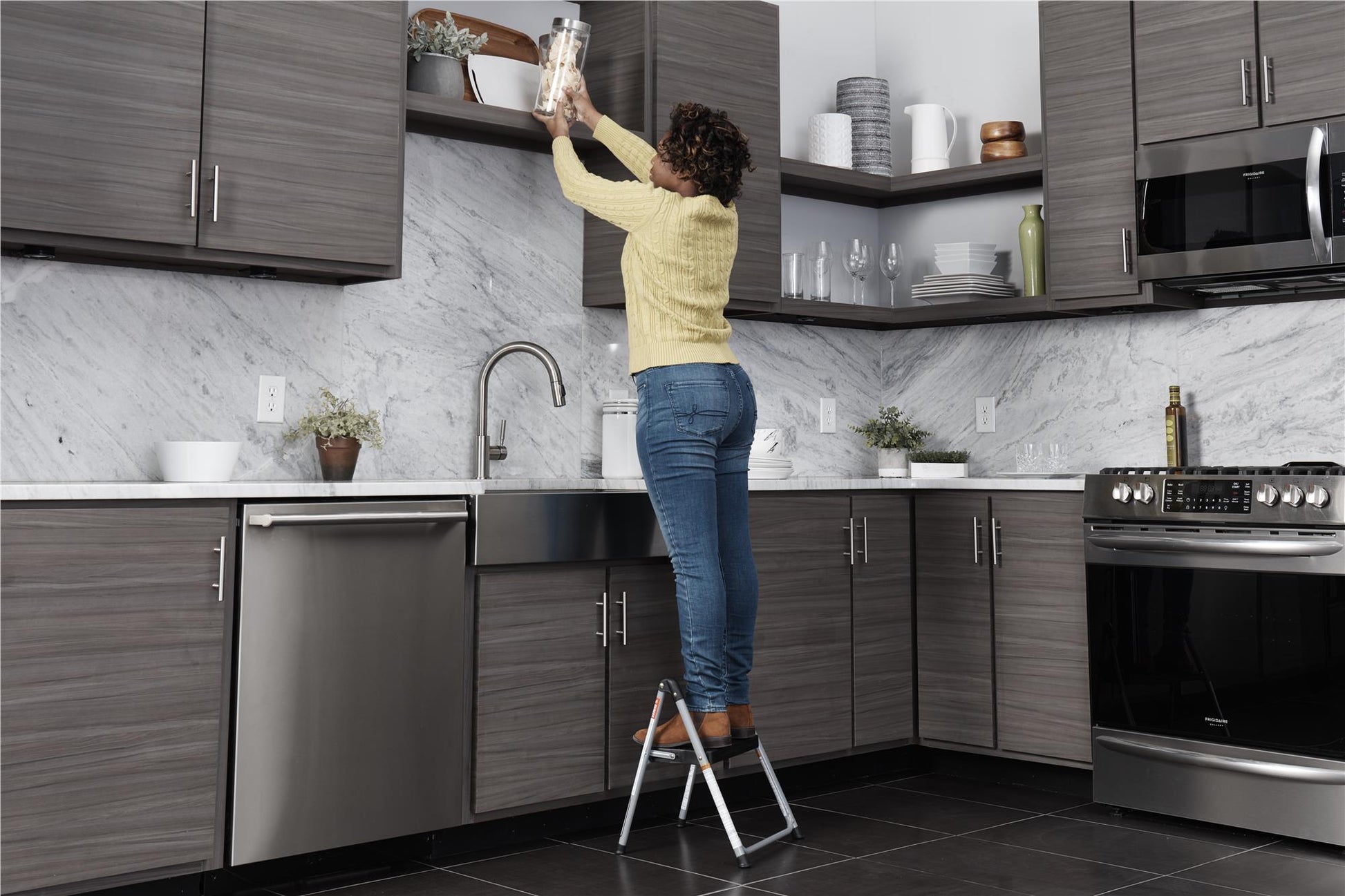 1 Step Steel Step Stool with 200 lb Weight Capacity - Platinum/Black - 1 Step 