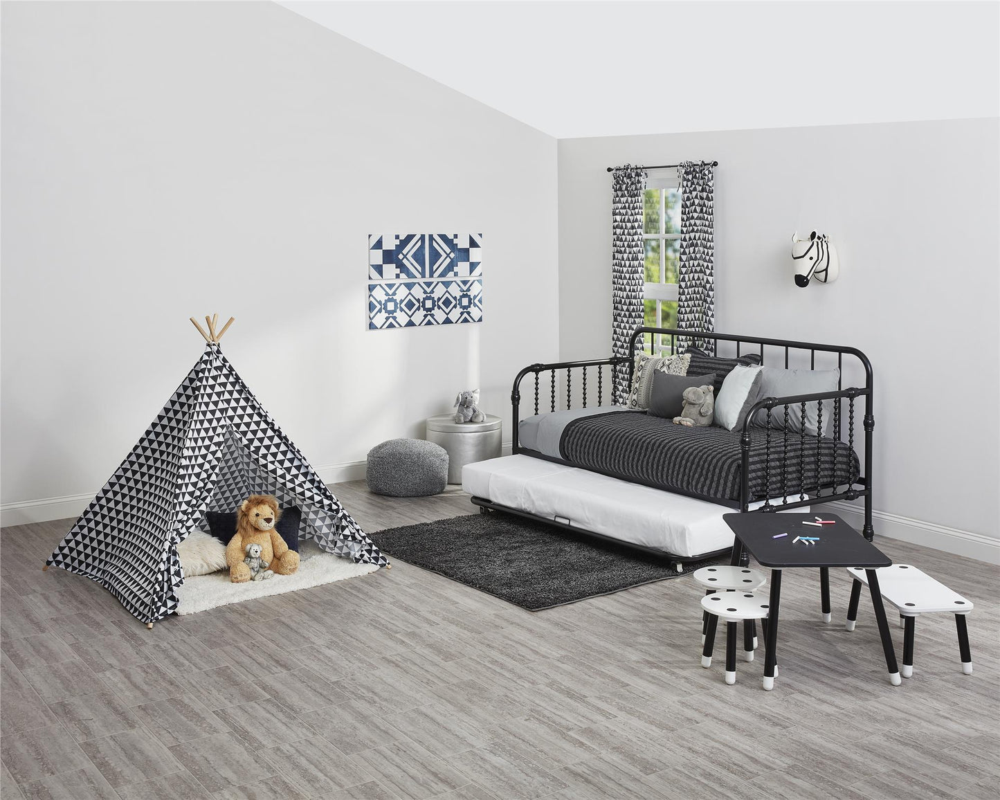 Monarch Hill Wren Metal Daybed and Trundle Set - Black - Twin