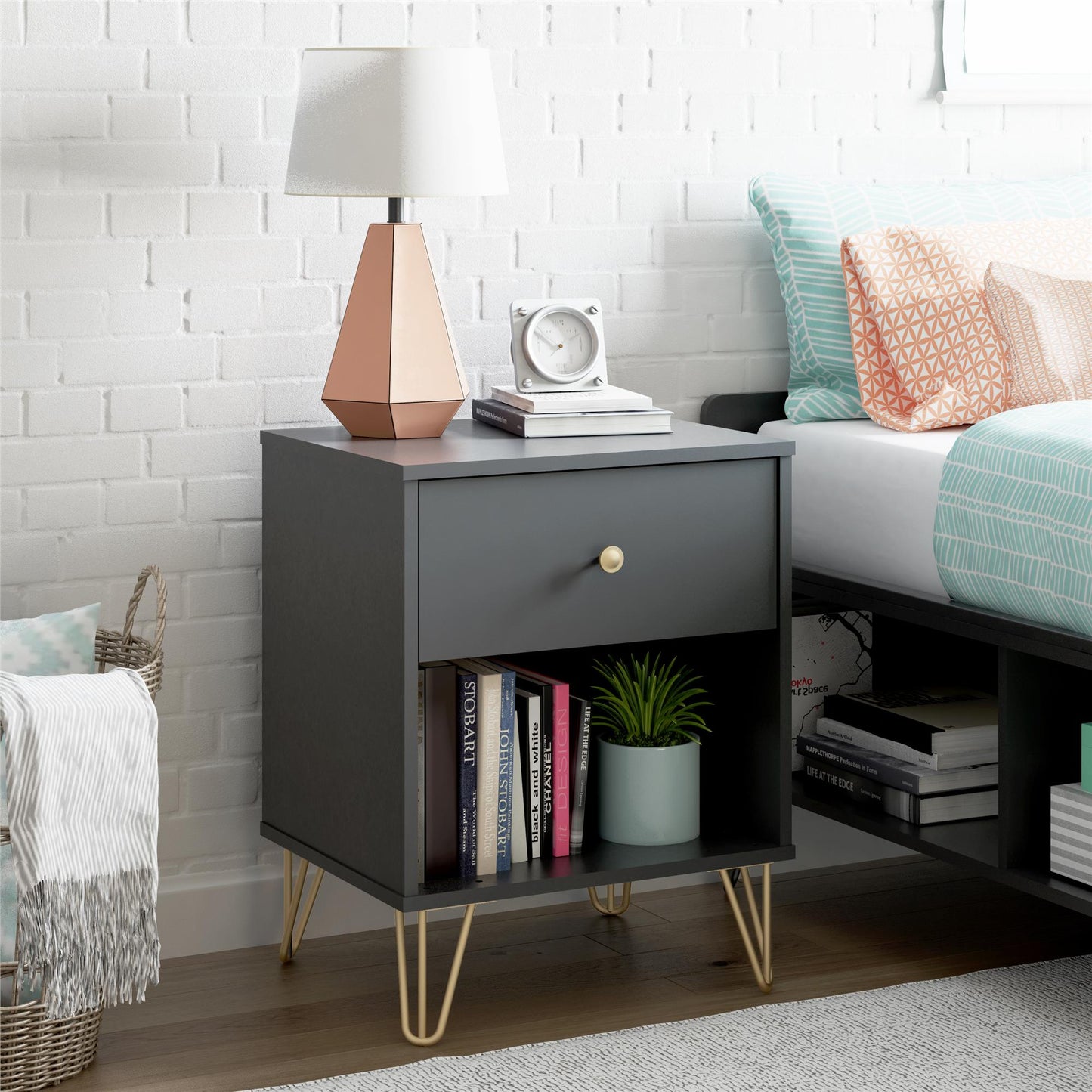 Owen Nightstand, Black - Black