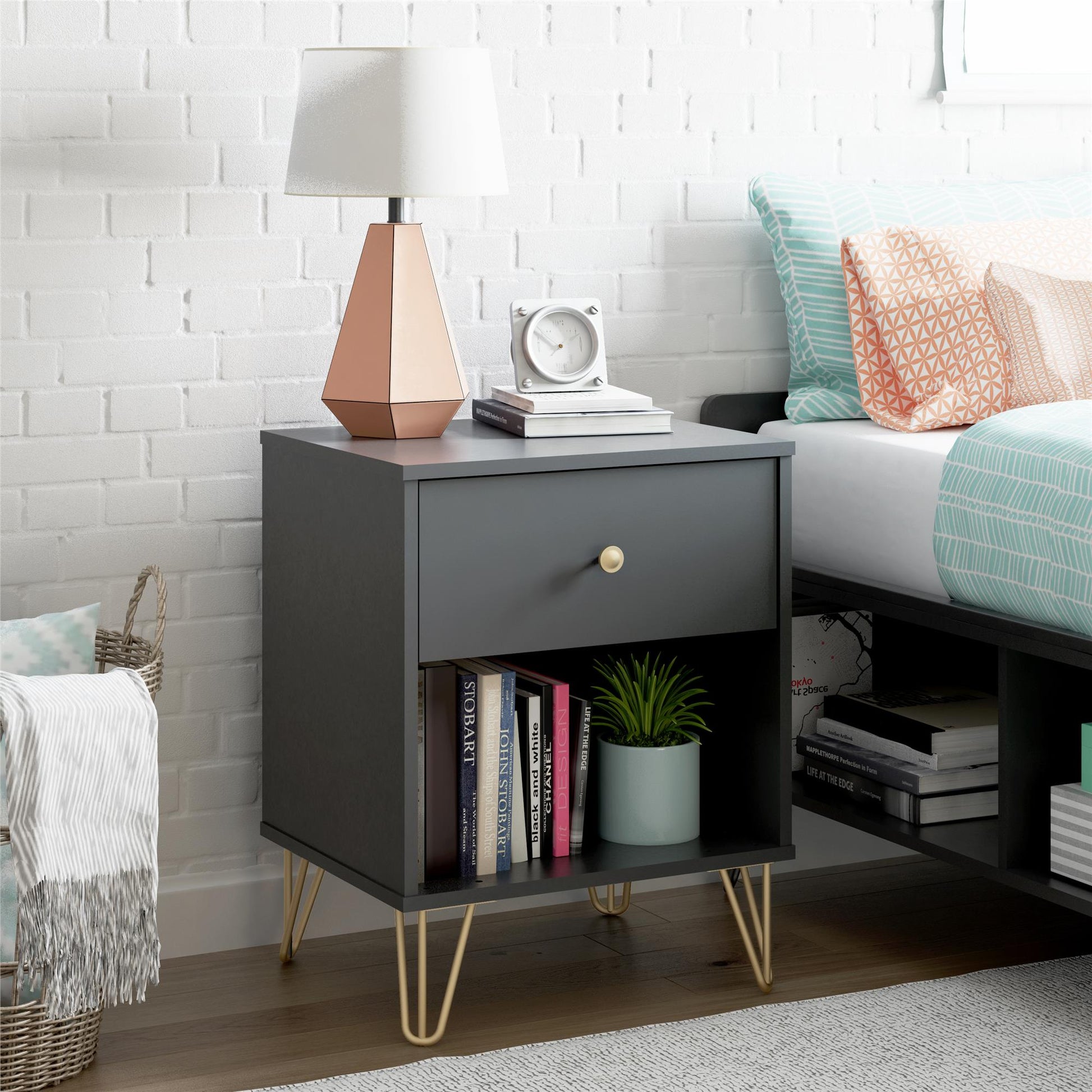 Owen Nightstand, Black - Black