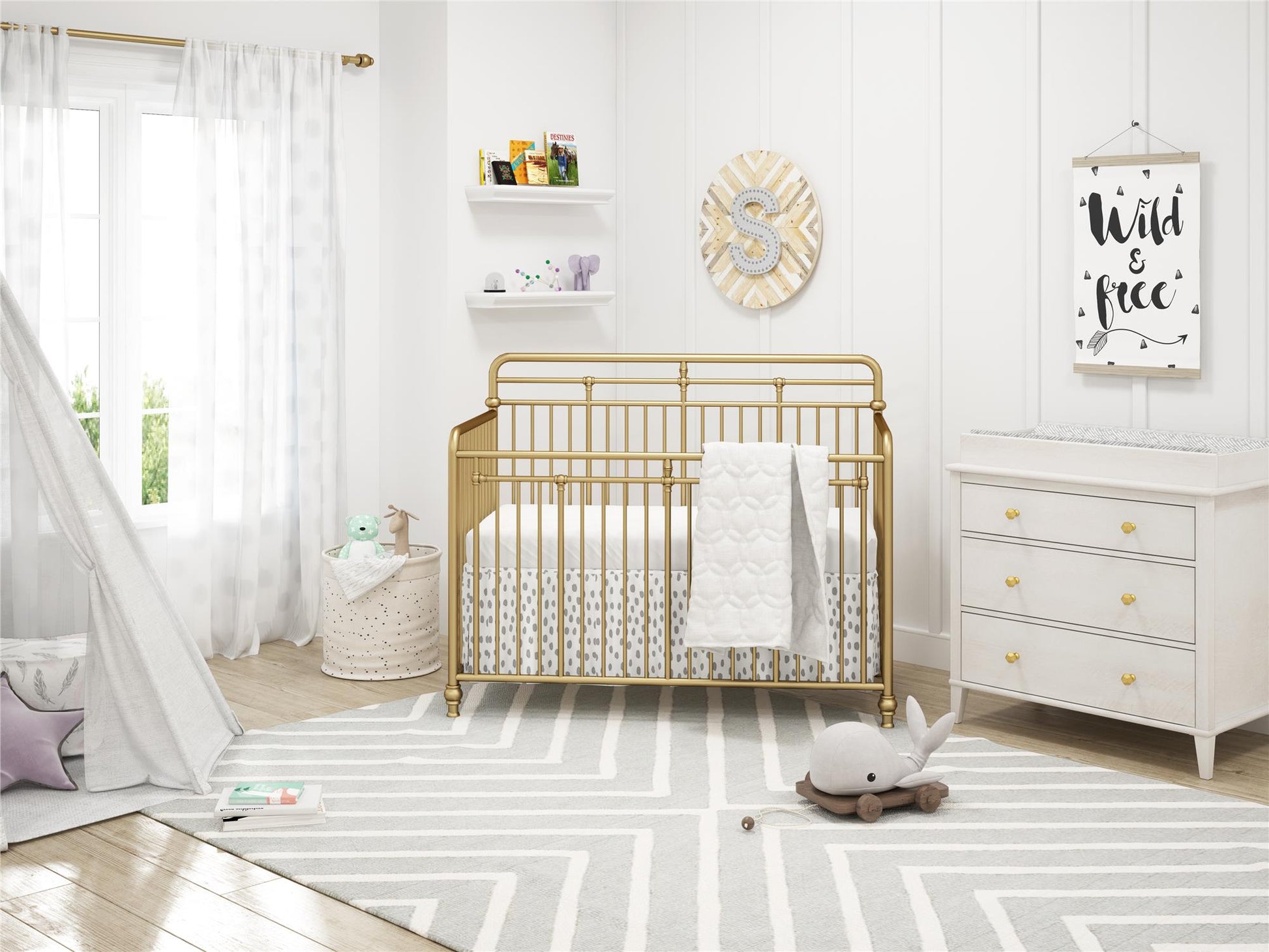 Monarch Hill Poppy 3 Drawer Changing Table with 2 Sets of Knobs - Ivory Oak