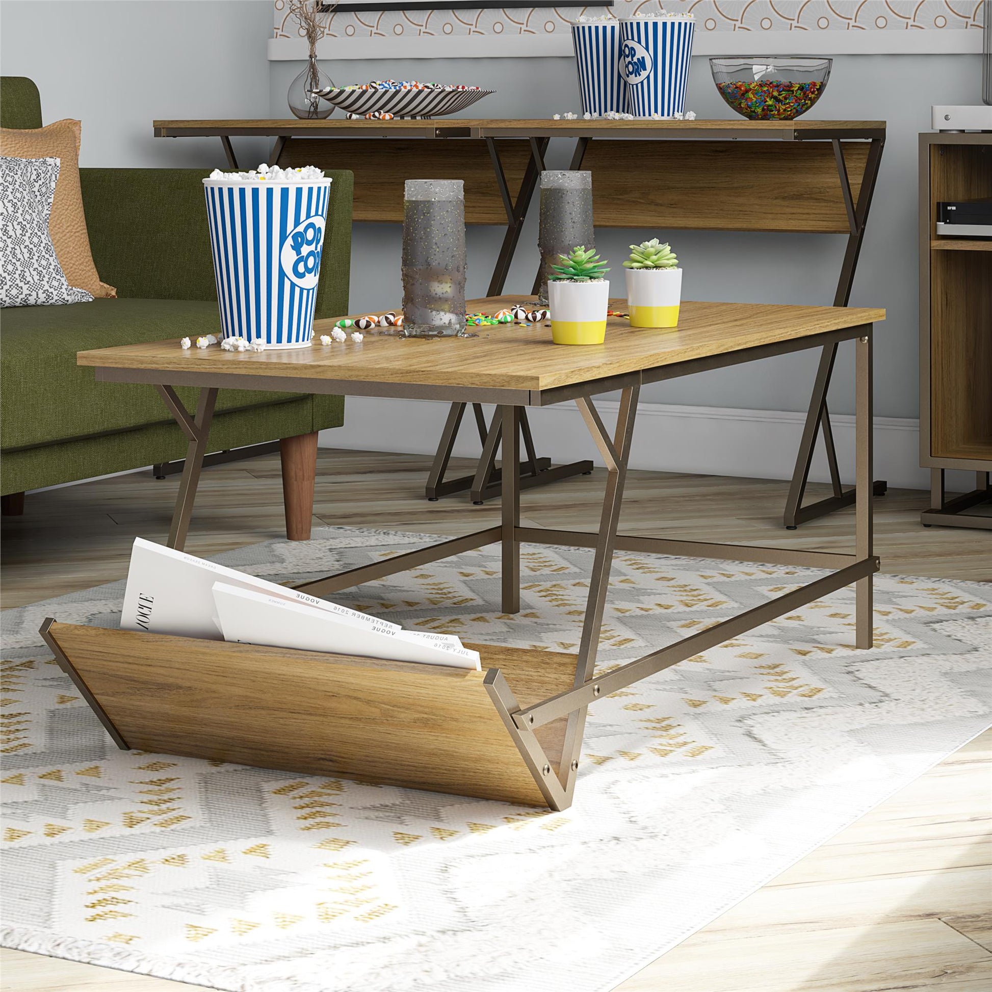 Regal Coffee Table, Walnut - Walnut