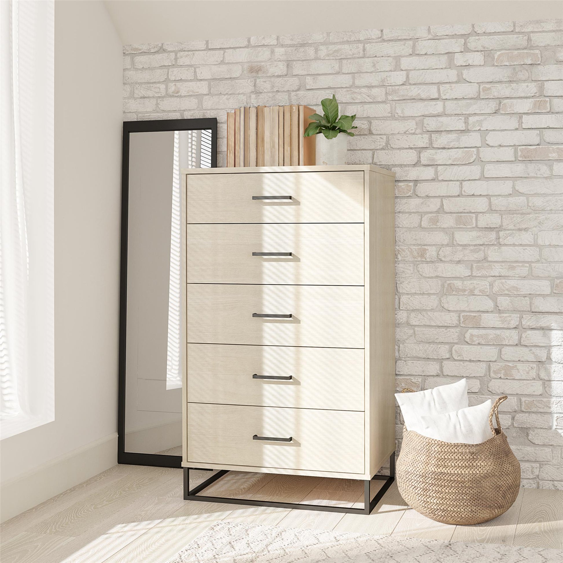 Kelly 5 Drawer Dresser, Ivory Oak - Ivory Oak