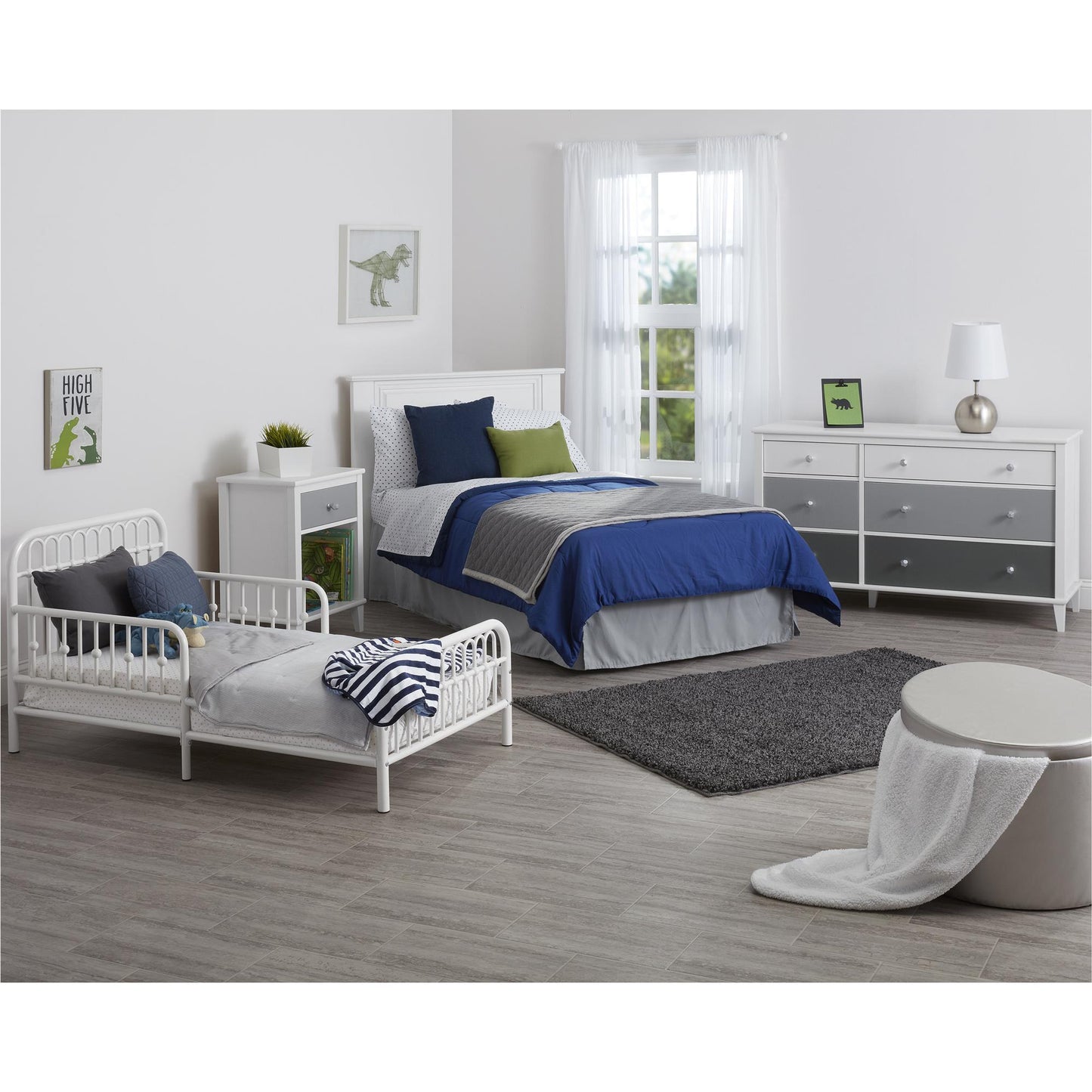 Monarch Hill Ivy Metal Toddler Bed with Classic Wrought-Iron Look - White