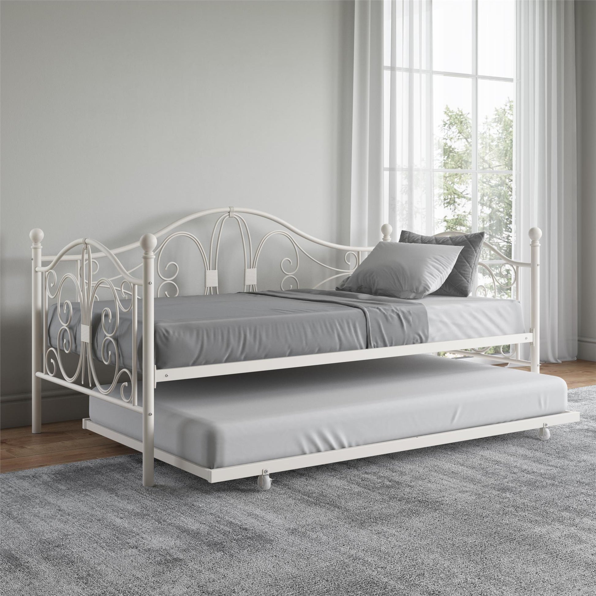Bombay Victorian Metal Daybed and Trundle with Set - White - Twin